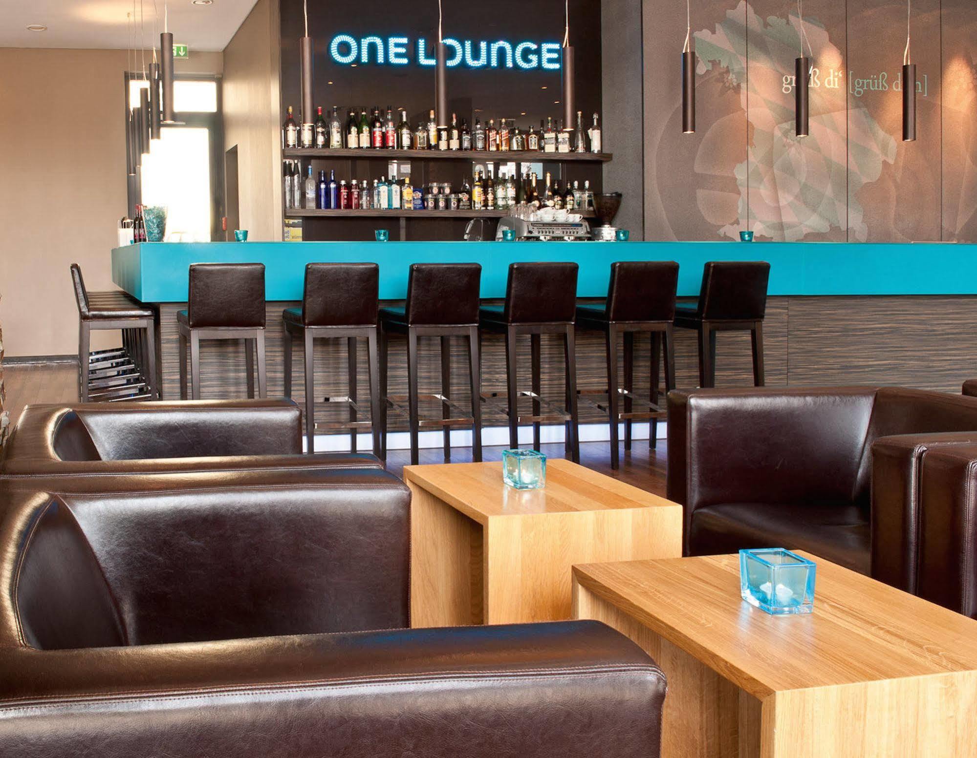 Motel One Muenchen-East Side Exterior photo